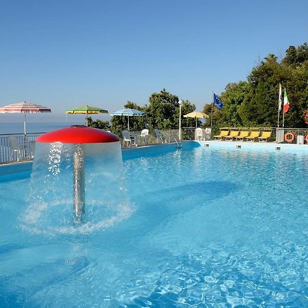 Casa Fatebenefratelli Hotel Varazze Ngoại thất bức ảnh